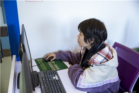 8-21012QG604.jpg